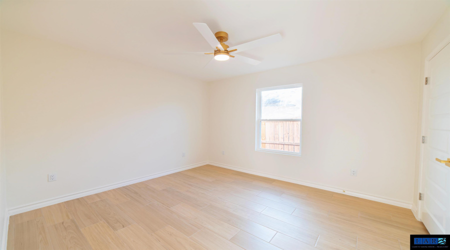 6119 Toribio Dr, Laredo, Texas 78046, 3 Bedrooms Bedrooms, 5 Rooms Rooms,2 BathroomsBathrooms,Residential,For Sale,6119 Toribio Dr,20254486