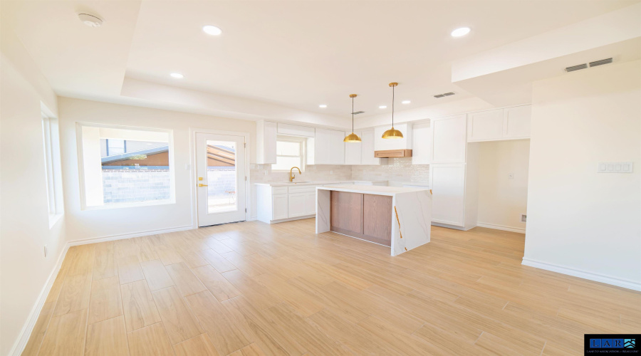 6119 Toribio Dr, Laredo, Texas 78046, 3 Bedrooms Bedrooms, 5 Rooms Rooms,2 BathroomsBathrooms,Residential,For Sale,6119 Toribio Dr,20254486