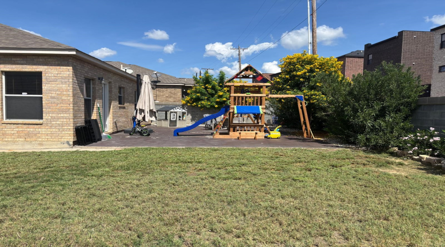 217 Kahlo Lp, Laredo, Texas 78045, 3 Bedrooms Bedrooms, 6 Rooms Rooms,2 BathroomsBathrooms,Residential,For Rent,217 Kahlo Lp,20254489