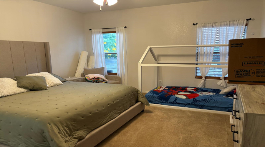 217 Kahlo Lp, Laredo, Texas 78045, 3 Bedrooms Bedrooms, 6 Rooms Rooms,2 BathroomsBathrooms,Residential,For Rent,217 Kahlo Lp,20254489