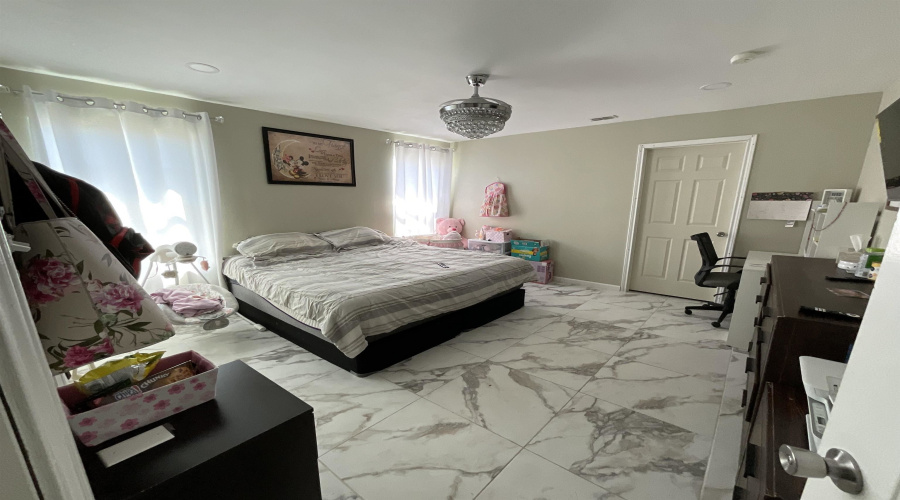915 Rutledge Dr, LAREDO, Texas 78046, 5 Bedrooms Bedrooms, 9 Rooms Rooms,3 BathroomsBathrooms,Residential,For Rent,915 Rutledge Dr,20254491