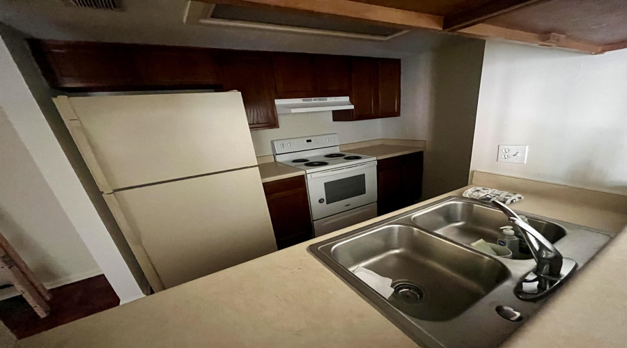 100 Aurora St, Laredo, Texas 78041, 1 Bedroom Bedrooms, 4 Rooms Rooms,1 BathroomBathrooms,Residential,For Sale,100 Aurora St,20254060