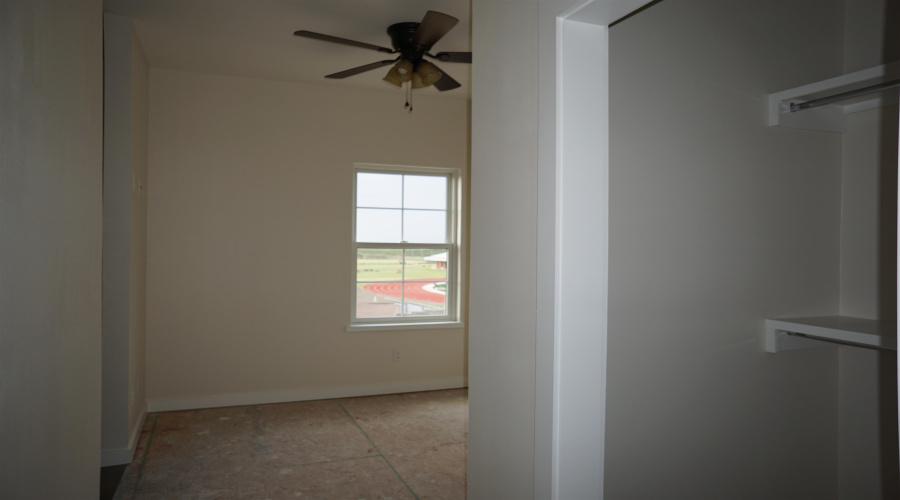 210 Veracruz Dr., Laredo, Texas 78045, 3 Bedrooms Bedrooms, 5 Rooms Rooms,2 BathroomsBathrooms,Residential,For Sale,210 Veracruz Dr.,20254061