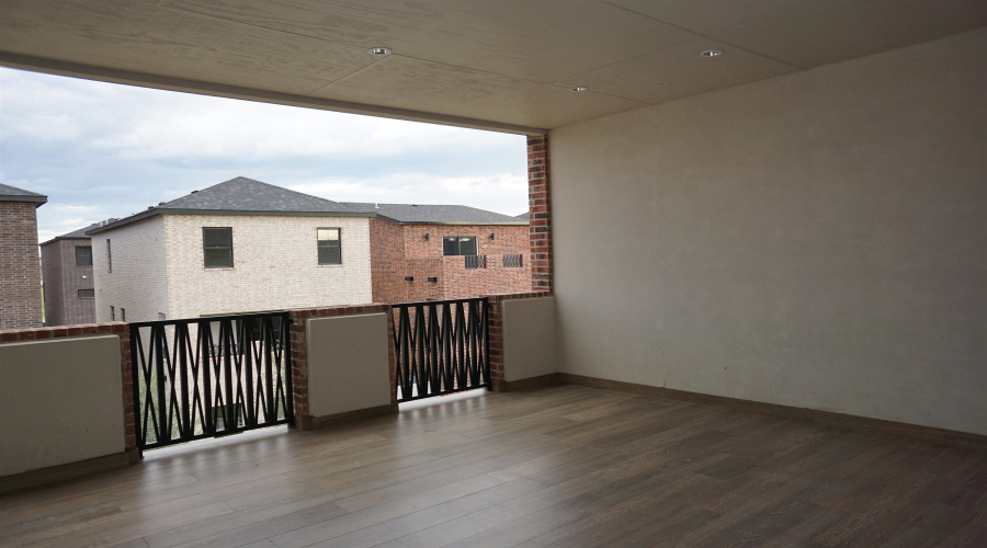 210 Veracruz Dr., Laredo, Texas 78045, 3 Bedrooms Bedrooms, 5 Rooms Rooms,2 BathroomsBathrooms,Residential,For Sale,210 Veracruz Dr.,20254061