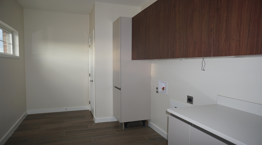 210 Veracruz Dr., Laredo, Texas 78045, 3 Bedrooms Bedrooms, 5 Rooms Rooms,2 BathroomsBathrooms,Residential,For Sale,210 Veracruz Dr.,20254061