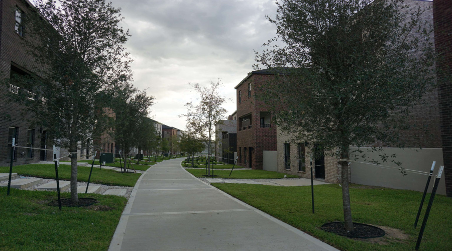 210 Veracruz Dr., Laredo, Texas 78045, 3 Bedrooms Bedrooms, 5 Rooms Rooms,2 BathroomsBathrooms,Residential,For Sale,210 Veracruz Dr.,20254062