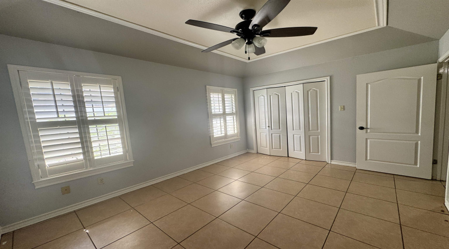 1913 Orange Blossom Lp, Laredo, Texas 78045, 4 Bedrooms Bedrooms, 8 Rooms Rooms,3 BathroomsBathrooms,Residential,For Sale,1913 Orange Blossom Lp,20254068