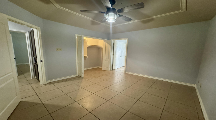 1913 Orange Blossom Lp, Laredo, Texas 78045, 4 Bedrooms Bedrooms, 8 Rooms Rooms,3 BathroomsBathrooms,Residential,For Sale,1913 Orange Blossom Lp,20254068