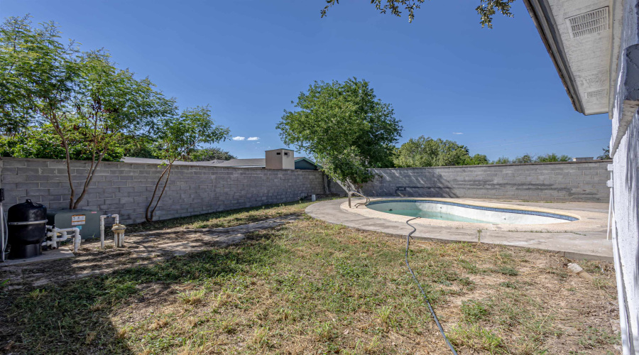 8715 Puerto Amarante, LAREDO, Texas 78045, 3 Bedrooms Bedrooms, 5 Rooms Rooms,2 BathroomsBathrooms,Residential,For Sale,8715 Puerto Amarante,20254503