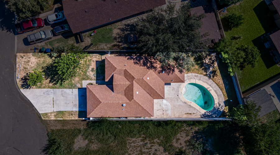 8715 Puerto Amarante, LAREDO, Texas 78045, 3 Bedrooms Bedrooms, 5 Rooms Rooms,2 BathroomsBathrooms,Residential,For Sale,8715 Puerto Amarante,20254503