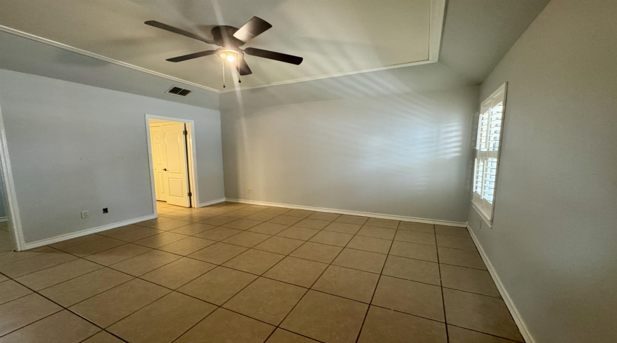 1913 Orange Blossom Lp, Laredo, Texas 78045, 4 Bedrooms Bedrooms, 8 Rooms Rooms,3 BathroomsBathrooms,Residential,For Rent,1913 Orange Blossom Lp,20254069