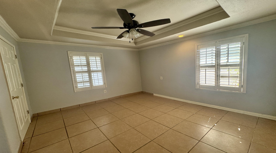 1913 Orange Blossom Lp, Laredo, Texas 78045, 4 Bedrooms Bedrooms, 8 Rooms Rooms,3 BathroomsBathrooms,Residential,For Rent,1913 Orange Blossom Lp,20254069