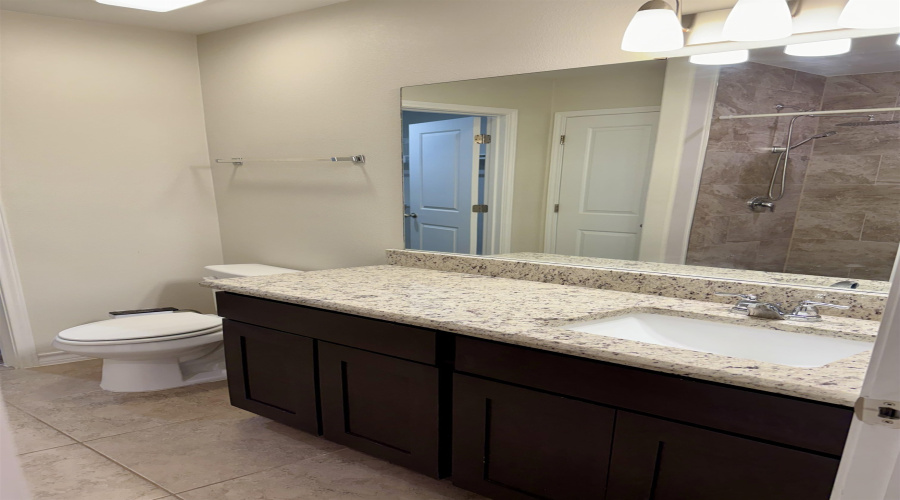 3710 Francisco S Ramirez St., Laredo, Texas 78046, 4 Bedrooms Bedrooms, 6 Rooms Rooms,2 BathroomsBathrooms,Residential,For Sale,3710 Francisco S Ramirez St.,20254504