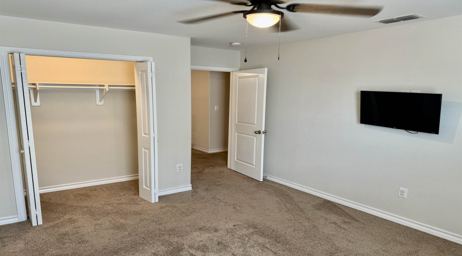 3710 Francisco S Ramirez St., Laredo, Texas 78046, 4 Bedrooms Bedrooms, 6 Rooms Rooms,2 BathroomsBathrooms,Residential,For Sale,3710 Francisco S Ramirez St.,20254504