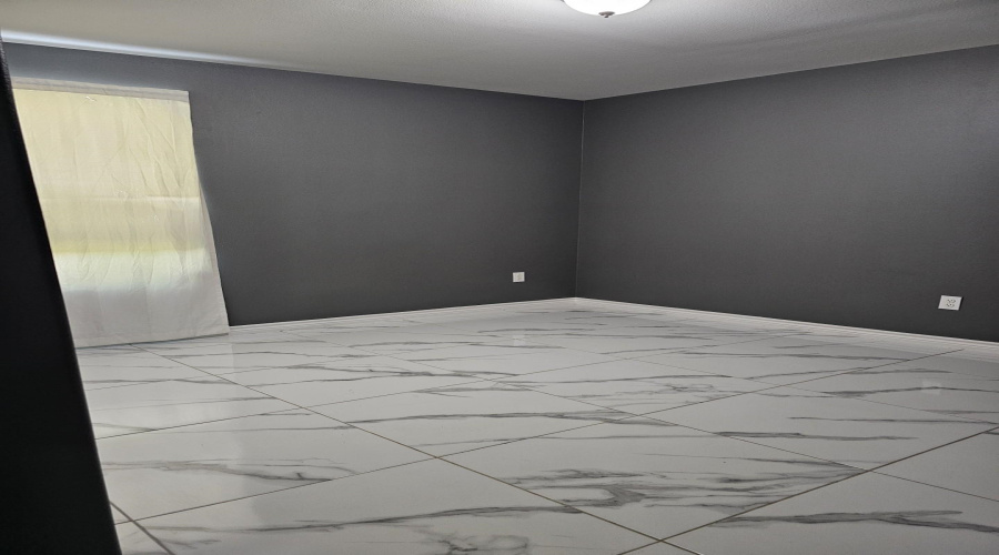 357 Riverhill Lp, Laredo, Texas 78046, 3 Bedrooms Bedrooms, 5 Rooms Rooms,2 BathroomsBathrooms,Residential,For Sale,357 Riverhill Lp,20254072