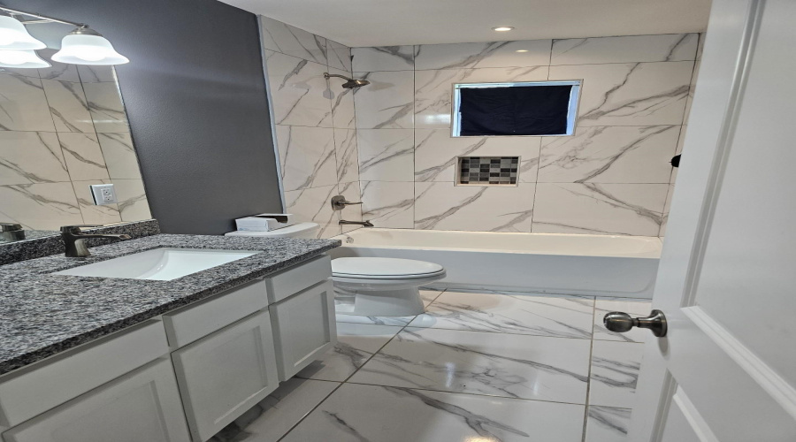 357 Riverhill Lp, Laredo, Texas 78046, 3 Bedrooms Bedrooms, 5 Rooms Rooms,2 BathroomsBathrooms,Residential,For Sale,357 Riverhill Lp,20254072