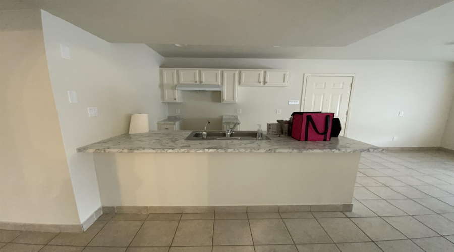 119 Tours Ln, Laredo, Texas 78045, 4 Bedrooms Bedrooms, 6 Rooms Rooms,3 BathroomsBathrooms,Residential,For Sale,119 Tours Ln,20254507