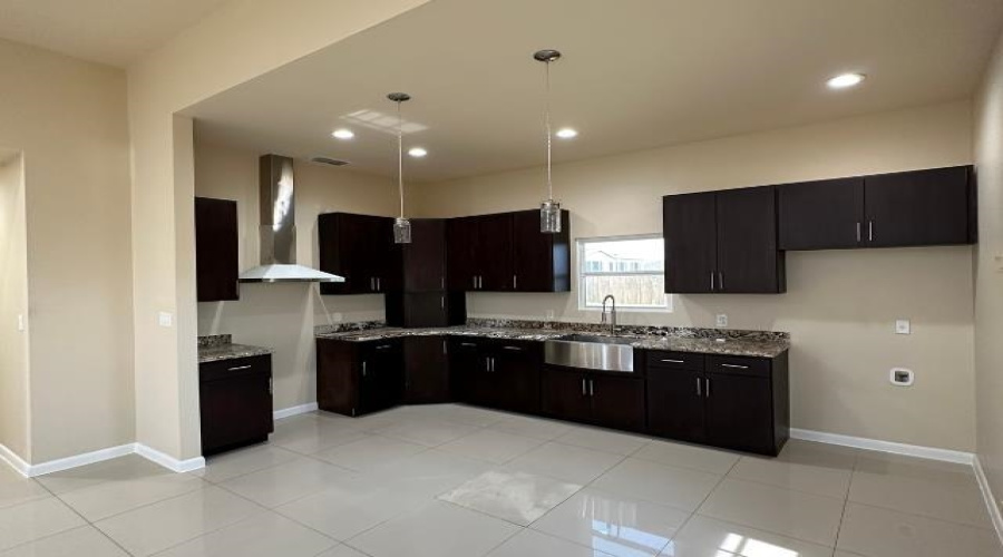 2811 Lavanda Dr., Laredo, Texas 78046, 3 Bedrooms Bedrooms, 4 Rooms Rooms,2 BathroomsBathrooms,Residential,For Rent,2811 Lavanda Dr.,20254512