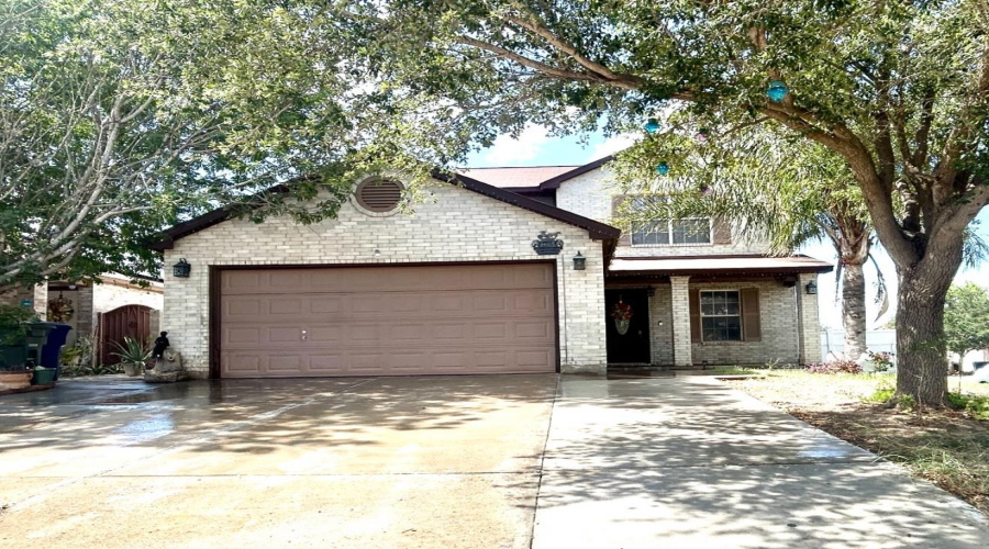 4602 Rio Plata Ct, Laredo, Texas 78046, 4 Bedrooms Bedrooms, 7 Rooms Rooms,2 BathroomsBathrooms,Residential,For Sale,4602 Rio Plata Ct,20254078