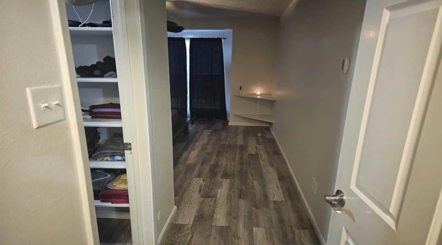 201 E Del Mar Blvd, Laredo, Texas 78041, 2 Bedrooms Bedrooms, 2 Rooms Rooms,1 BathroomBathrooms,Residential,For Rent,201 E Del Mar Blvd,20254080