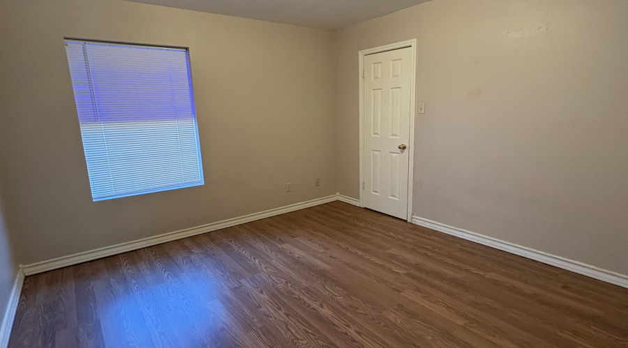 1603 Sherwood Dr, Laredo, Texas 78045, 3 Bedrooms Bedrooms, 5 Rooms Rooms,2 BathroomsBathrooms,Residential,For Rent,1603 Sherwood Dr,20254082