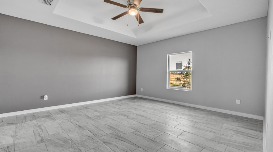 128 Lusitano Dr., Laredo, Texas 78046, 3 Bedrooms Bedrooms, 5 Rooms Rooms,2 BathroomsBathrooms,Residential,For Sale,128 Lusitano Dr.,20254084