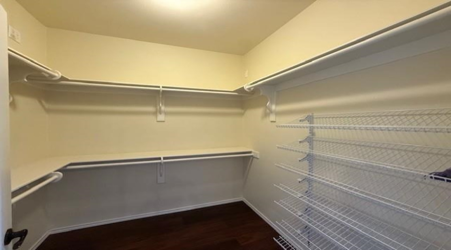 5403 Montevista Dr., Laredo, Texas 78041-7704, 3 Bedrooms Bedrooms, 5 Rooms Rooms,2 BathroomsBathrooms,Residential,For Rent,5403 Montevista Dr.,20254527