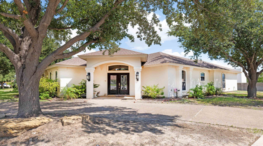 2701 Els Ct, Laredo, Texas 78045, 3 Bedrooms Bedrooms, 7 Rooms Rooms,2 BathroomsBathrooms,Residential,For Sale,2701 Els Ct,20254095