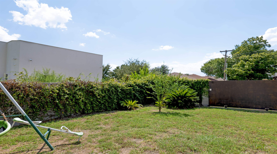 2701 Els Ct, Laredo, Texas 78045, 3 Bedrooms Bedrooms, 7 Rooms Rooms,2 BathroomsBathrooms,Residential,For Sale,2701 Els Ct,20254095