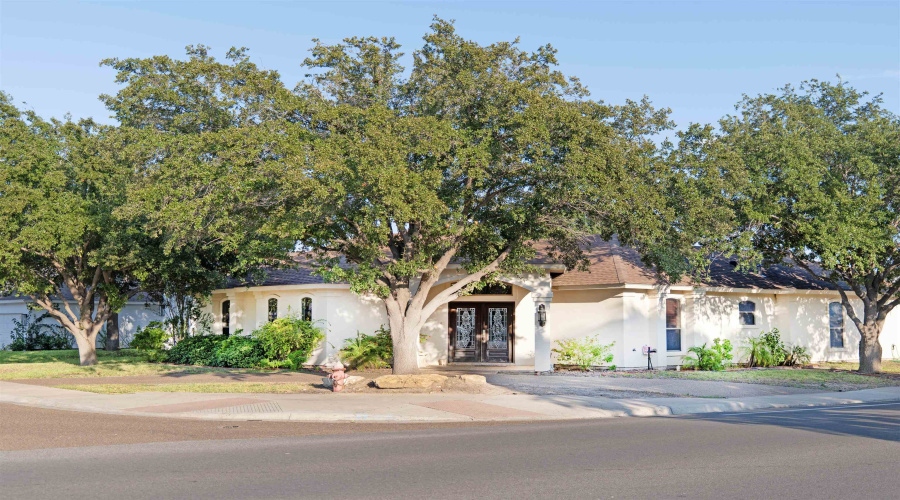 2701 Els Ct, Laredo, Texas 78045, 3 Bedrooms Bedrooms, 7 Rooms Rooms,2 BathroomsBathrooms,Residential,For Sale,2701 Els Ct,20254095