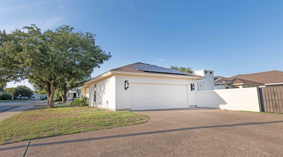 2701 Els Ct, Laredo, Texas 78045, 3 Bedrooms Bedrooms, 7 Rooms Rooms,2 BathroomsBathrooms,Residential,For Sale,2701 Els Ct,20254095
