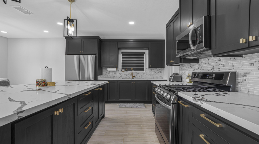 1613 Coba Dr., Laredo, Texas 78043-46, 3 Bedrooms Bedrooms, 7 Rooms Rooms,2 BathroomsBathrooms,Residential,For Rent,1613 Coba Dr.,20254099