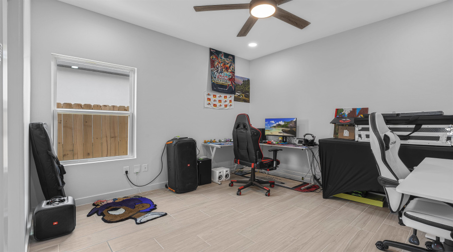 1613 Coba Dr., Laredo, Texas 78043-46, 3 Bedrooms Bedrooms, 7 Rooms Rooms,2 BathroomsBathrooms,Residential,For Rent,1613 Coba Dr.,20254099