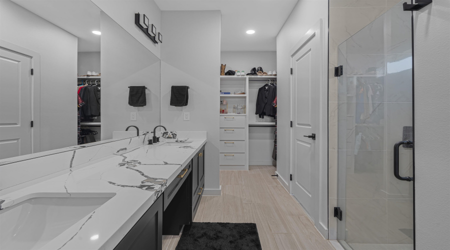 1613 Coba Dr., Laredo, Texas 78043-46, 3 Bedrooms Bedrooms, 7 Rooms Rooms,2 BathroomsBathrooms,Residential,For Rent,1613 Coba Dr.,20254099