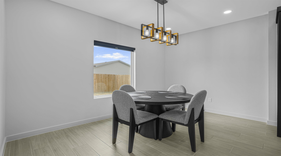 1613 Coba Dr., Laredo, Texas 78043-46, 3 Bedrooms Bedrooms, 7 Rooms Rooms,2 BathroomsBathrooms,Residential,For Rent,1613 Coba Dr.,20254099