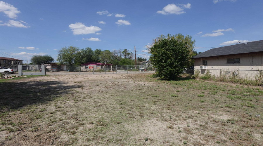 1717 Gladiola Ln, Rio Bravo, Texas 78046, ,Land,For Sale,1717 Gladiola Ln,20254280