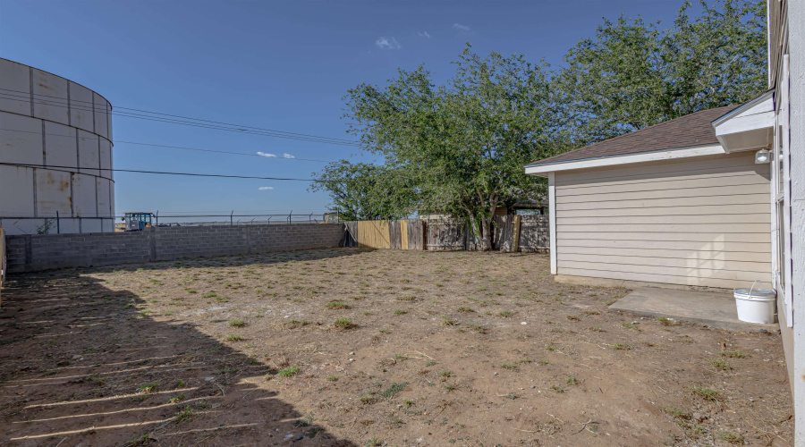 1722 Aransas Pass Dr, Laredo, Texas 78045, 4 Bedrooms Bedrooms, 7 Rooms Rooms,2 BathroomsBathrooms,Residential,For Sale,1722 Aransas Pass Dr,20254531