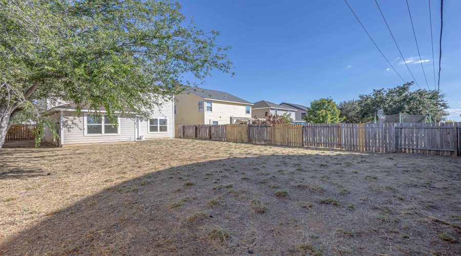 1722 Aransas Pass Dr, Laredo, Texas 78045, 4 Bedrooms Bedrooms, 7 Rooms Rooms,2 BathroomsBathrooms,Residential,For Sale,1722 Aransas Pass Dr,20254531