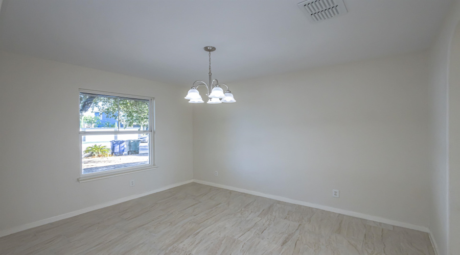 1722 Aransas Pass Dr, Laredo, Texas 78045, 4 Bedrooms Bedrooms, 7 Rooms Rooms,2 BathroomsBathrooms,Residential,For Sale,1722 Aransas Pass Dr,20254531