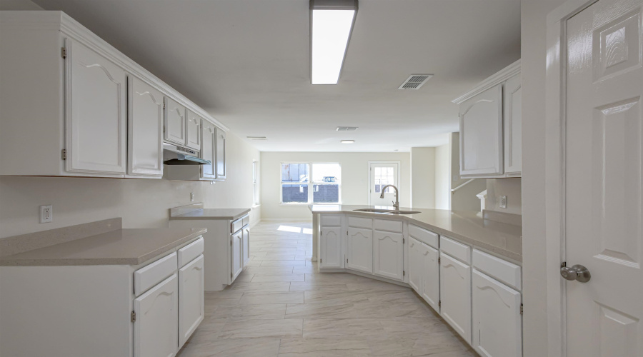 1722 Aransas Pass Dr, Laredo, Texas 78045, 4 Bedrooms Bedrooms, 7 Rooms Rooms,2 BathroomsBathrooms,Residential,For Sale,1722 Aransas Pass Dr,20254531