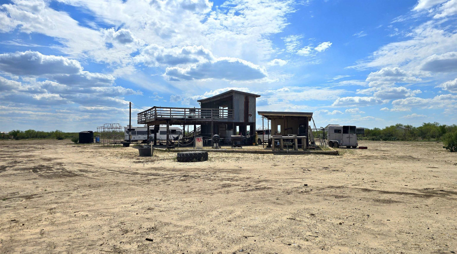 432 Sal si Puedes, Laredo, Texas 78046, ,Land,For Sale,432 Sal si Puedes,20254303