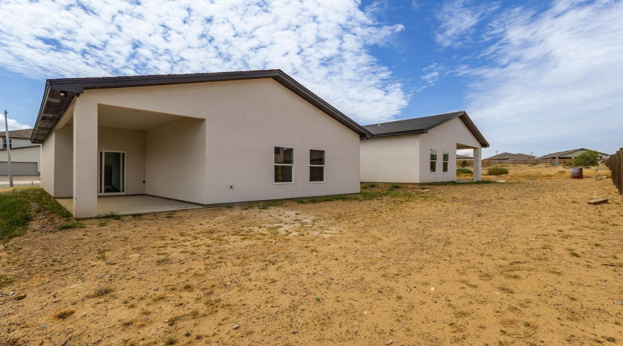 5508 Raven Dr., LAREDO, Texas 78046-0000, 4 Bedrooms Bedrooms, 5 Rooms Rooms,2 BathroomsBathrooms,Residential,For Sale,5508 Raven Dr.,20254112