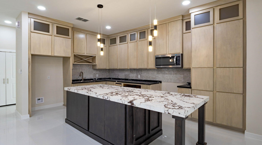 5508 Raven Dr., LAREDO, Texas 78046-0000, 4 Bedrooms Bedrooms, 5 Rooms Rooms,2 BathroomsBathrooms,Residential,For Sale,5508 Raven Dr.,20254112