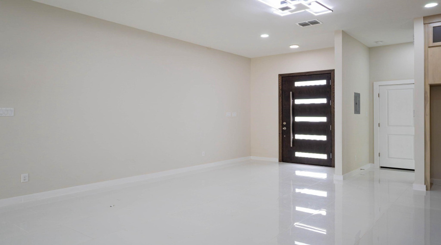 5508 Raven Dr., LAREDO, Texas 78046-0000, 4 Bedrooms Bedrooms, 5 Rooms Rooms,2 BathroomsBathrooms,Residential,For Sale,5508 Raven Dr.,20254112