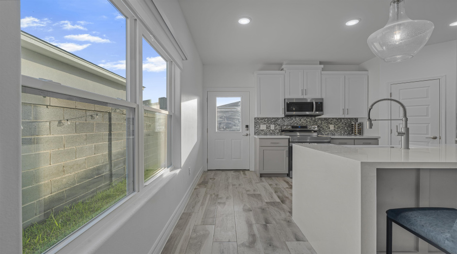 1416 Eagles LN, Laredo, Texas 78045, 3 Bedrooms Bedrooms, 6 Rooms Rooms,2 BathroomsBathrooms,Residential,For Rent,1416 Eagles LN,20254116