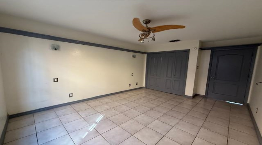 205 Martingale Ln, Laredo, Texas 78041, 3 Bedrooms Bedrooms, 5 Rooms Rooms,2 BathroomsBathrooms,Residential,For Sale,205 Martingale Ln,20254119