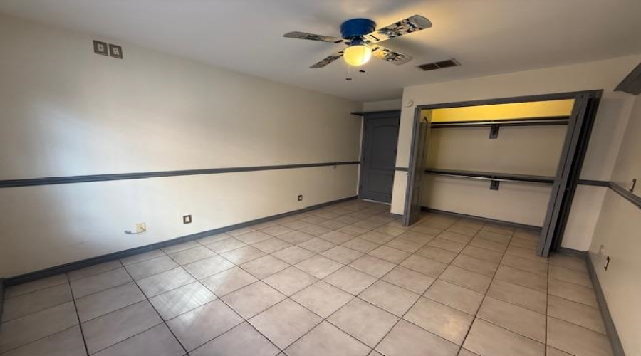 205 Martingale Ln, Laredo, Texas 78041, 3 Bedrooms Bedrooms, 5 Rooms Rooms,2 BathroomsBathrooms,Residential,For Sale,205 Martingale Ln,20254119