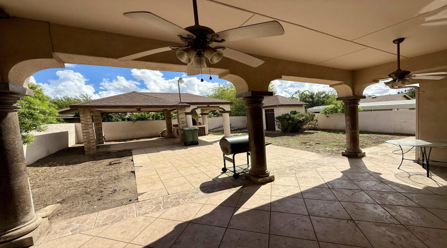 9666 White Wing Lp, Laredo, Texas 78045, 3 Bedrooms Bedrooms, 6 Rooms Rooms,3 BathroomsBathrooms,Residential,For Sale,9666 White Wing Lp,20254124