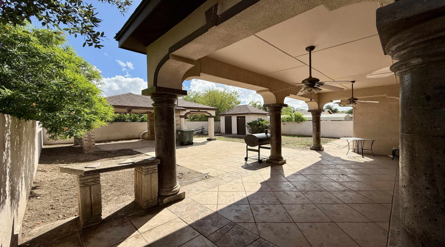 9666 White Wing Lp, Laredo, Texas 78045, 3 Bedrooms Bedrooms, 6 Rooms Rooms,3 BathroomsBathrooms,Residential,For Sale,9666 White Wing Lp,20254124