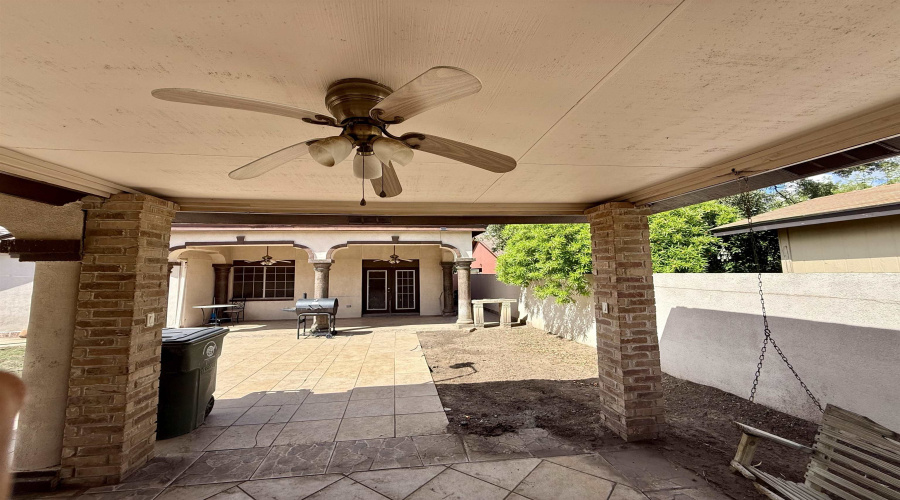 9666 White Wing Lp, Laredo, Texas 78045, 3 Bedrooms Bedrooms, 6 Rooms Rooms,3 BathroomsBathrooms,Residential,For Sale,9666 White Wing Lp,20254124